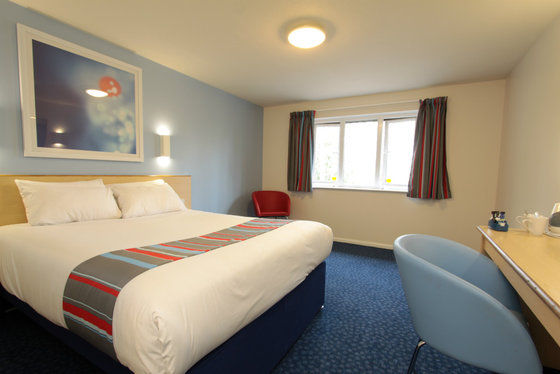 Travelodge Peterborough Central Номер фото